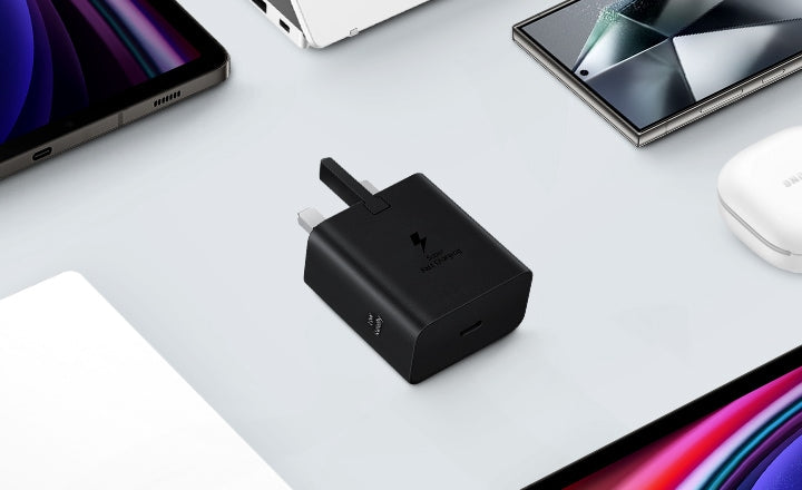 شاحن سامسونج بقوة 45 واط USB-C مع كيبل 1.8 متر شحن سريع|أسود شاحن سامسونج بقوة 45 واط USB-C مع كيبل 1.8 متر شحن سريع|أسود